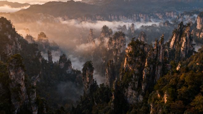 10：旅划算实至名归高端资源成典范九游会网站张家界最好的旅行社TOP(图3)